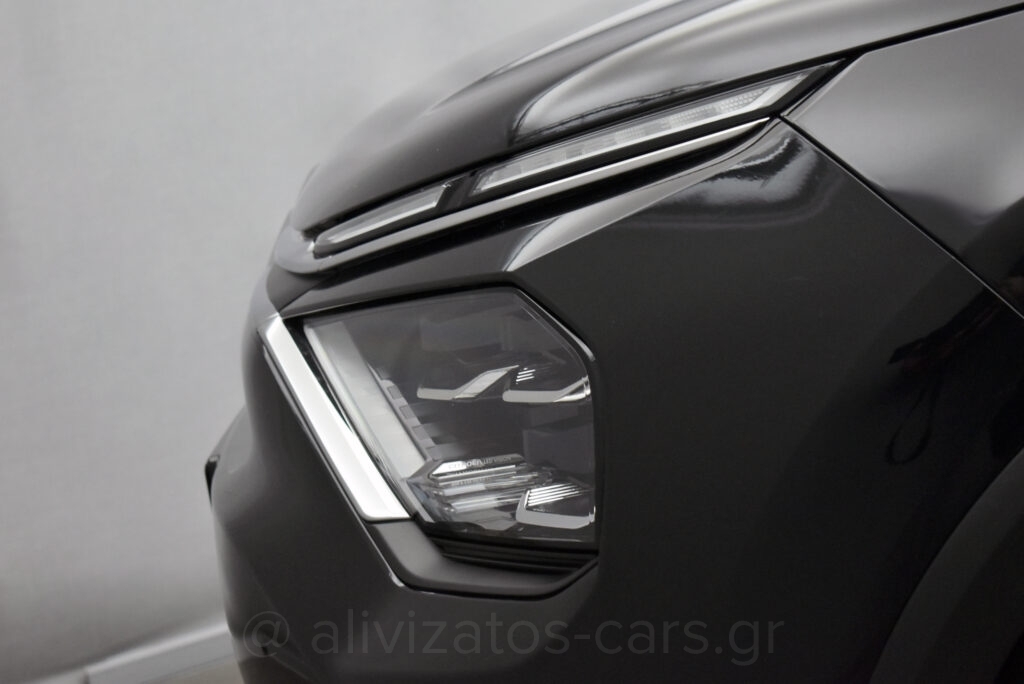 Citroen C4 - 1.5 BlueHDi EAT8 SHINE 130hp NAVI R18