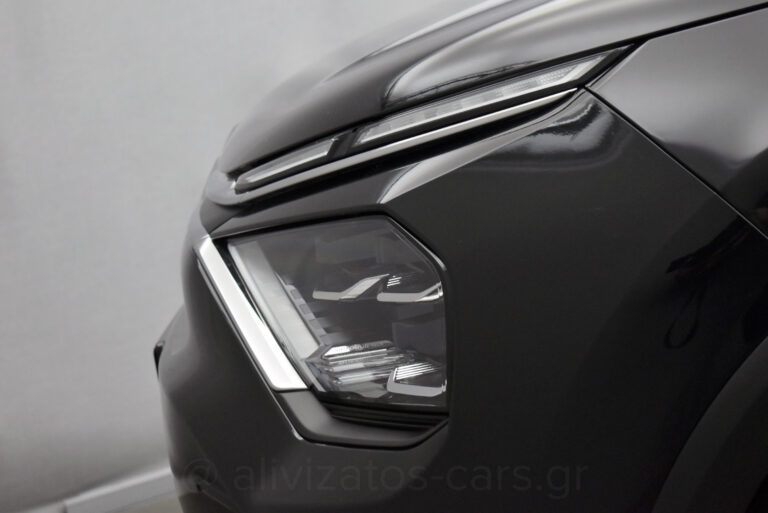Citroen C4 - 1.5 BlueHDi EAT8 SHINE 130hp NAVI R18