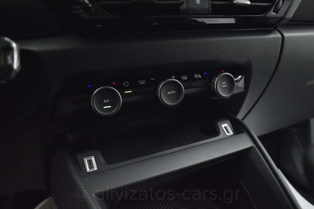 Citroen C4 - 1.5 BlueHDi FEEL NAVI 110 hp