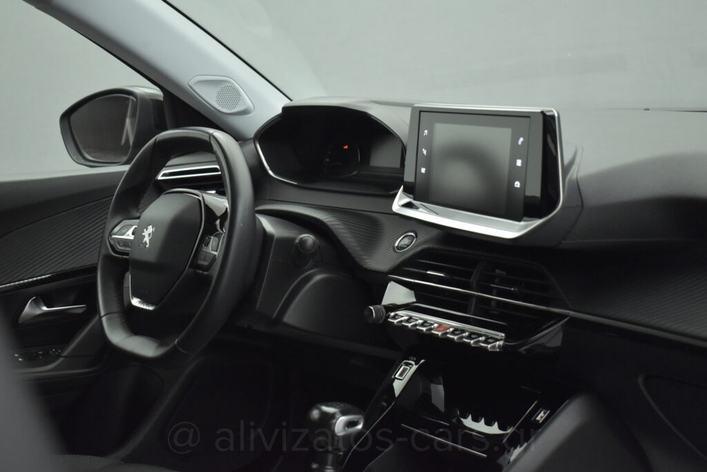 Peugeot 2008 - Allure 1.2 Puretech 130 hp
