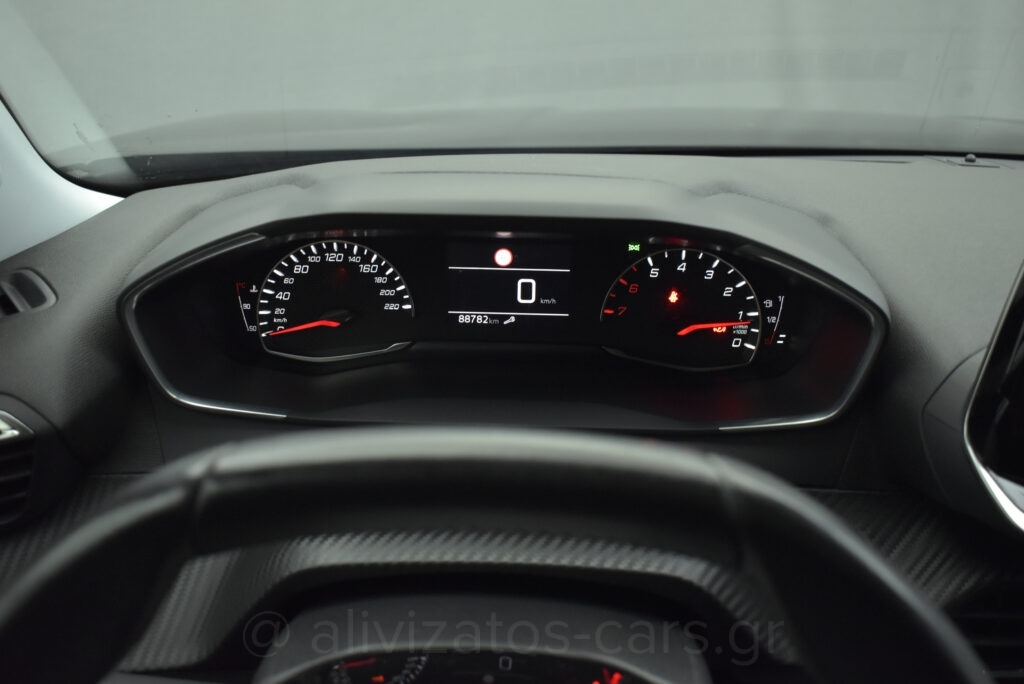 Peugeot 2008 - Allure 1.2 Puretech 130 hp