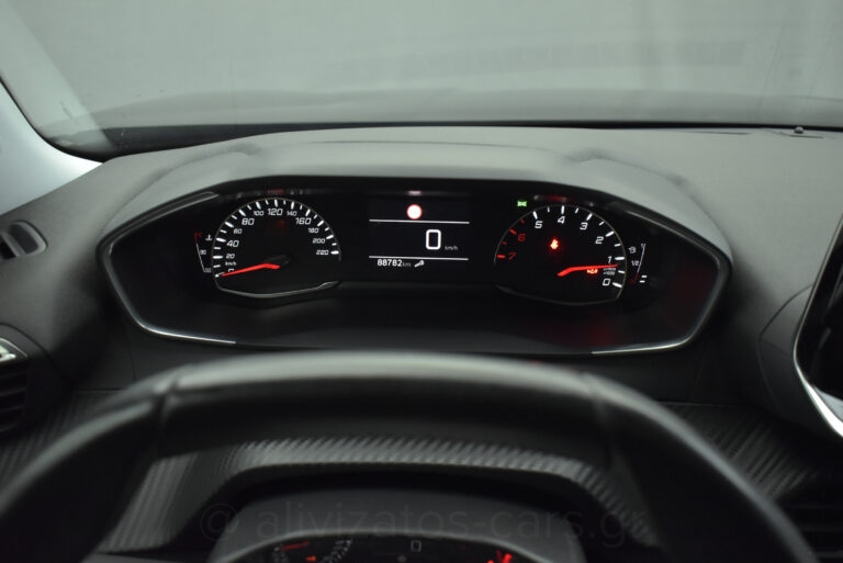 Peugeot 2008 - Allure 1.2 Puretech 130 hp