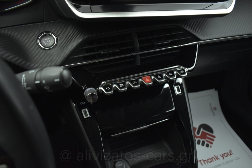 Peugeot 2008 - Allure 1.2 Puretech 130 hp