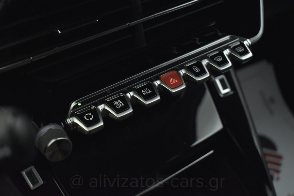 Peugeot 2008 - Allure 1.2 Puretech 130 hp