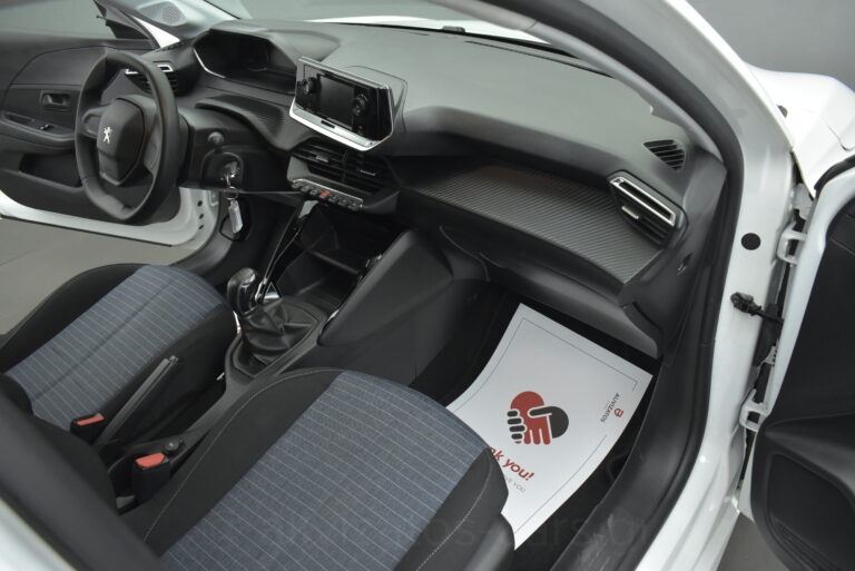 Peugeot 208 - 1.2 PureTech 75 hp