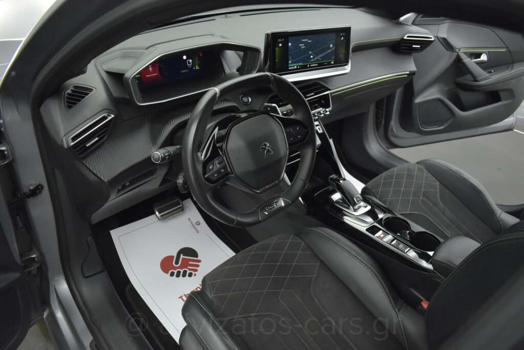 Peugeot 208 - GT Pack 130 hp 1.2 Puretech EAT8