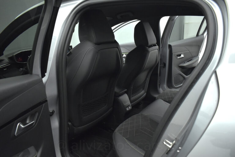 Peugeot 208 - GT Pack 130 hp 1.2 Puretech EAT8