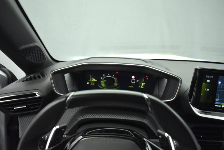 Peugeot 208 - GT Pack 130 hp 1.2 Puretech EAT8