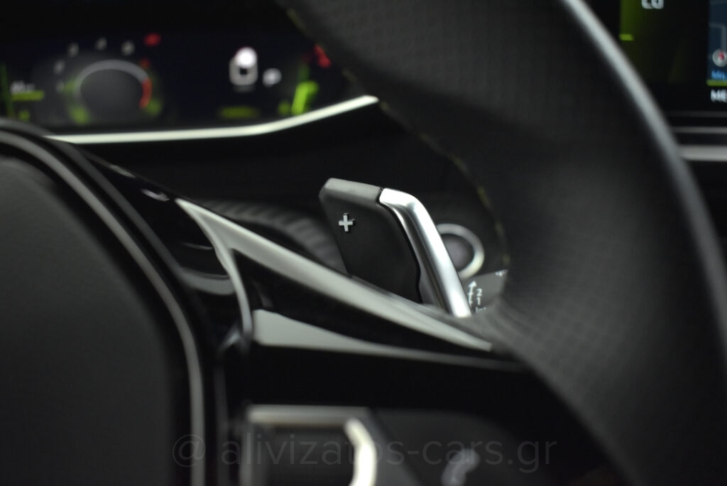 Peugeot 208 - GT Pack 130 hp 1.2 Puretech EAT8