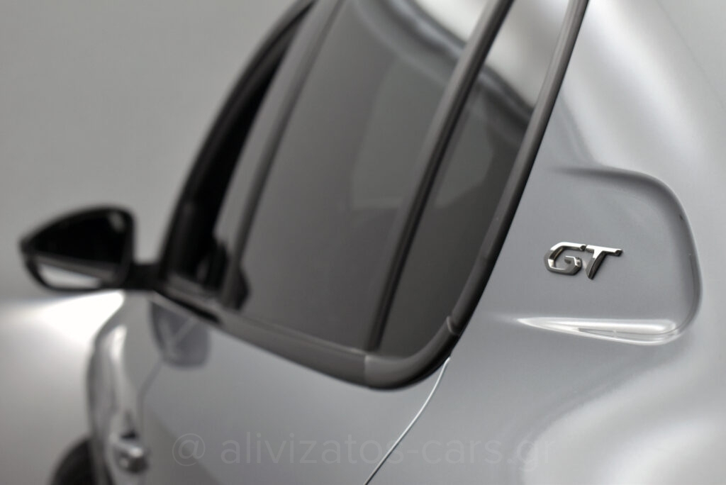 Peugeot 208 - GT Pack 130 hp 1.2 Puretech EAT8