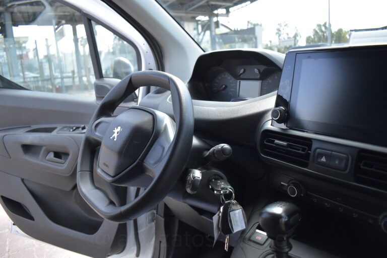 Peugeot Partner - 1.5 BlueHDI 3 Seats 100 hp