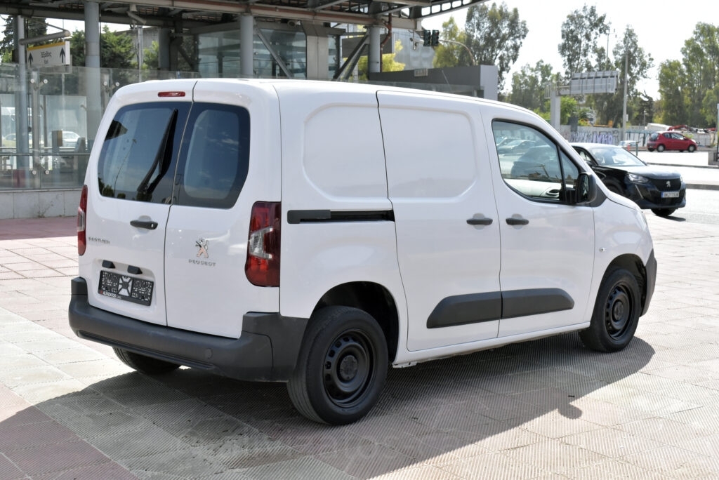 Peugeot Partner - 1.5 BlueHDI 3 Seats 100 hp