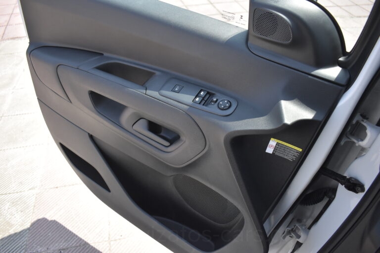 Toyota PROACE CITY - 1.5 D 130 hp L2 Active 3 Θέσιο 9.513 km