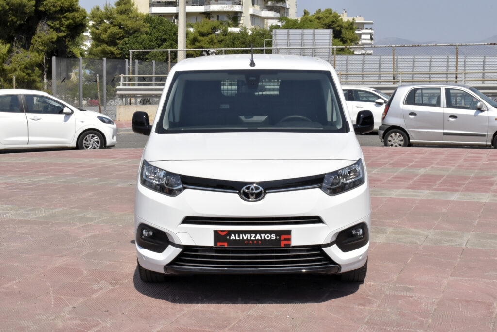 Toyota PROACE CITY - 1.5 D 130 hp L2 Active 3 Θέσιο 9.513 km