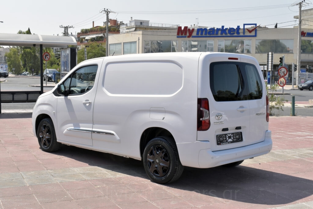 Toyota PROACE CITY - 1.5 D 130 hp L2 Active 3 Θέσιο 9.513 km